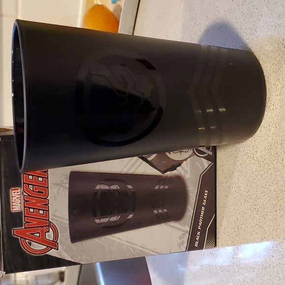 🖤 Marvel Avengers BLACK PANTHER GLASS - 6IN - BRAND NEW - Picture 8 of 13